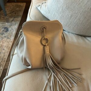 Hobo birdy bucket crossbody bag in dew